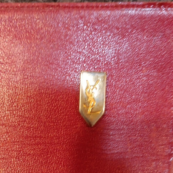 Chic Red Women's Wallet - Picture 8 of 9